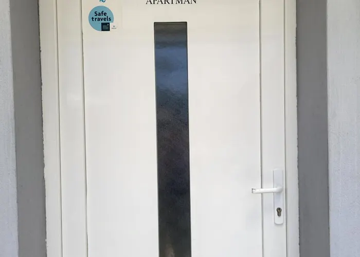 Studio City With Free Parking