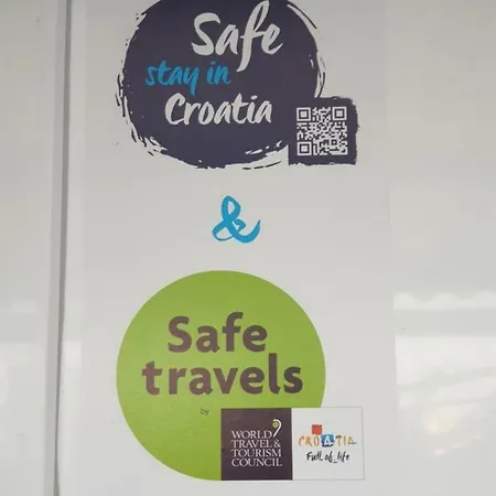 Studio City With Free Parking * פולה