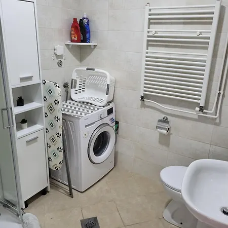 דירה Studio City With Free Parking פולה